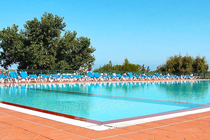 Pool 10 of 88