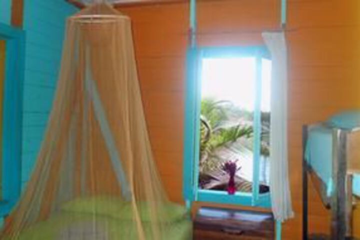 Room 5 of 14