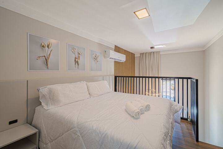 Room 2 of 13