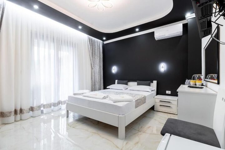 Room 7 of 39