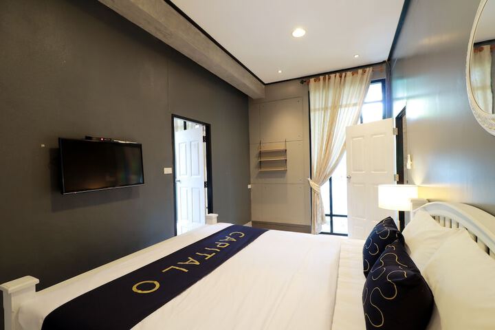 Room 60 of 99