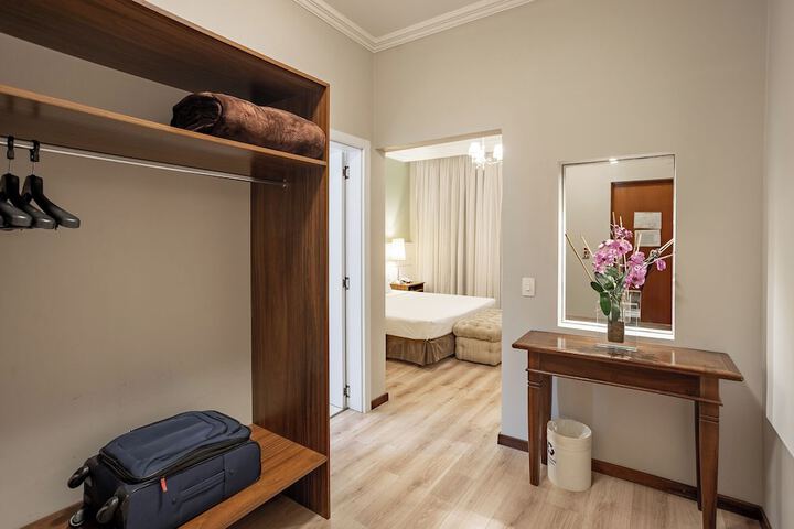 Room 30 of 135