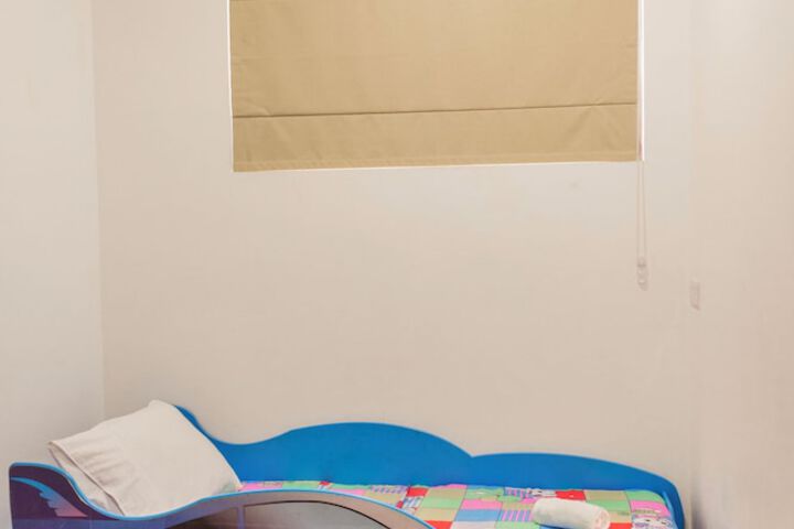 Room 15 of 87