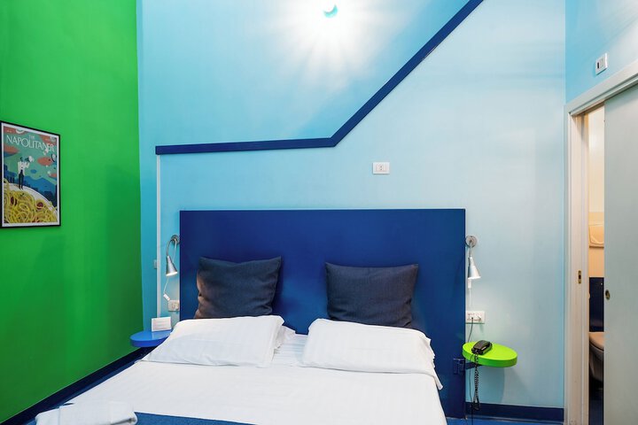 Room 95 of 144