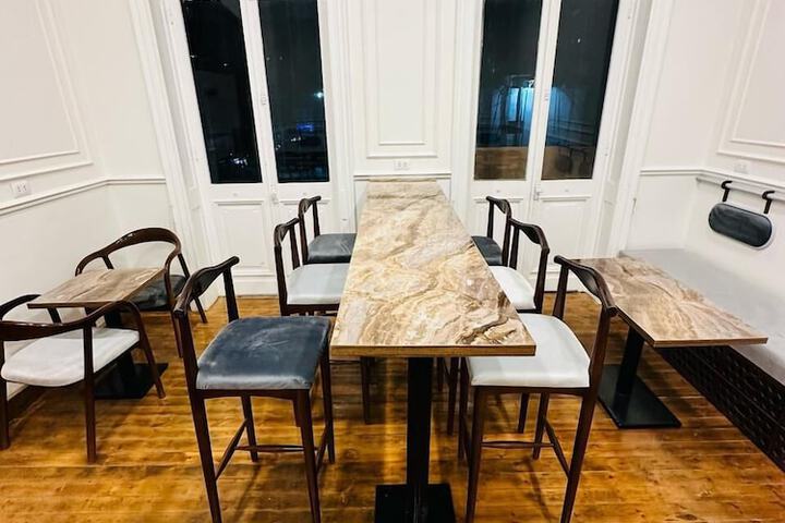 Dining 60 of 82