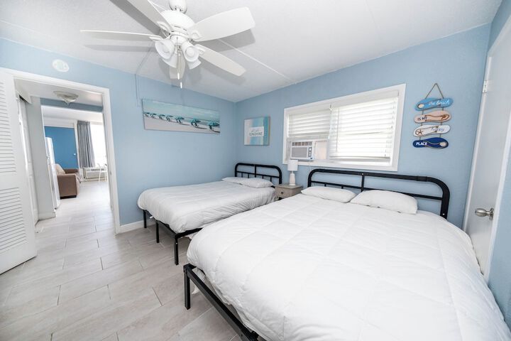 Room 3 of 138