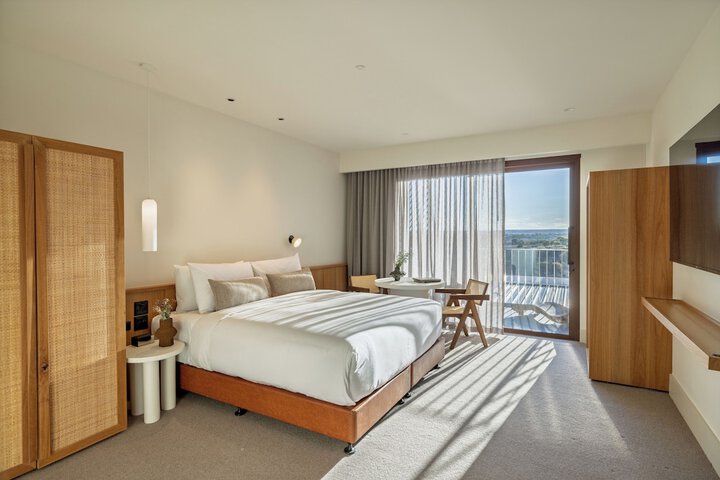 Room 18 of 62
