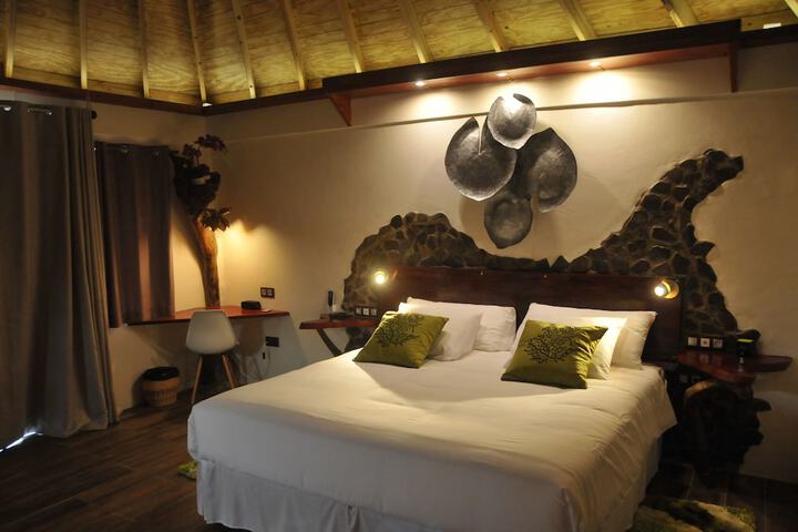 Room 8 of 43