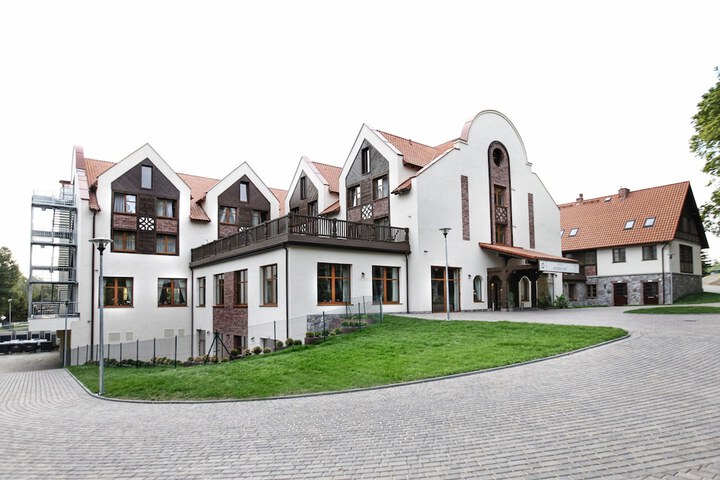 Hotel 88 of 93