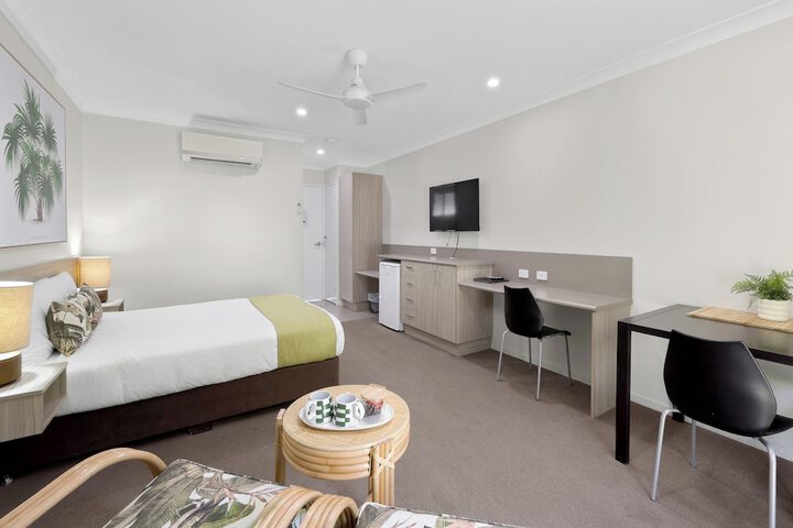Room 11 of 43