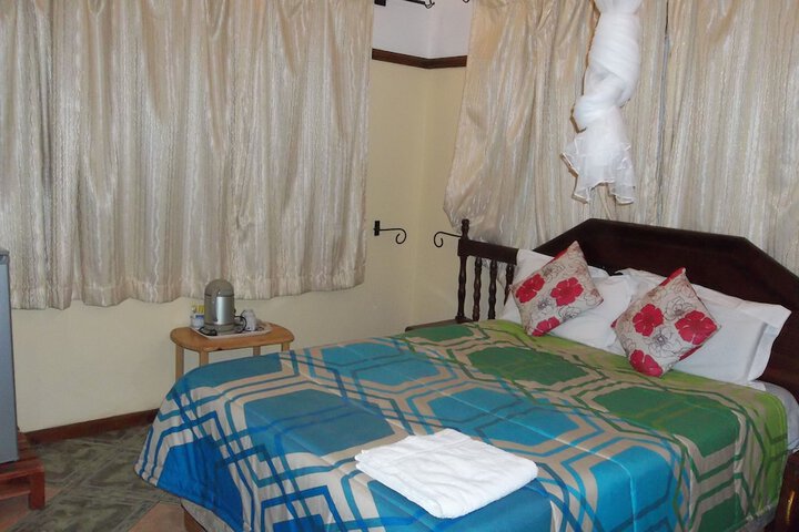 Room 4 of 61