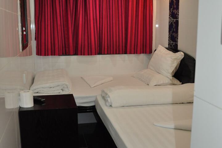 Room 21 of 56