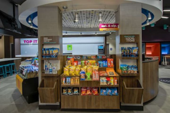 Snack bar