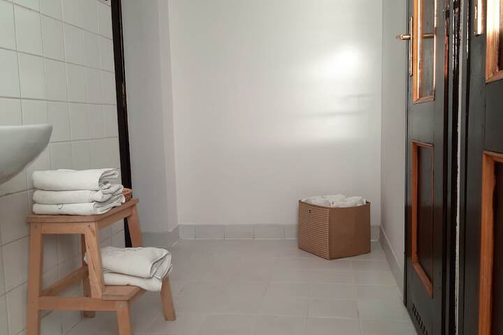 Room 55 of 77