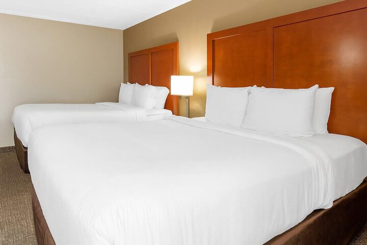 Room 8 of 30