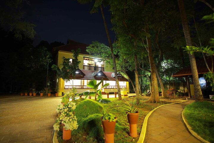 Hotel 7 of 15