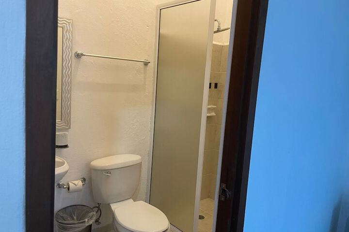 Room 22 of 36