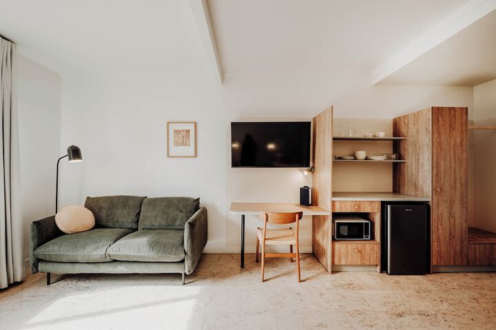 Room 19 of 70