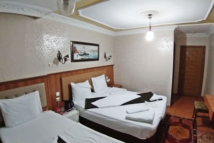Room 19 of 39