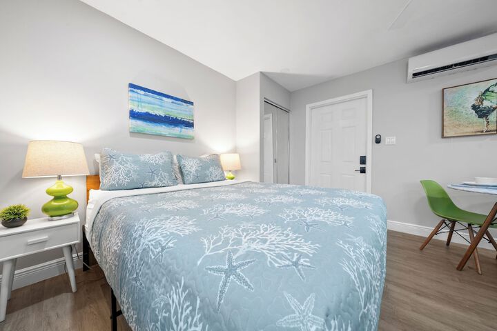 Room 11 of 52
