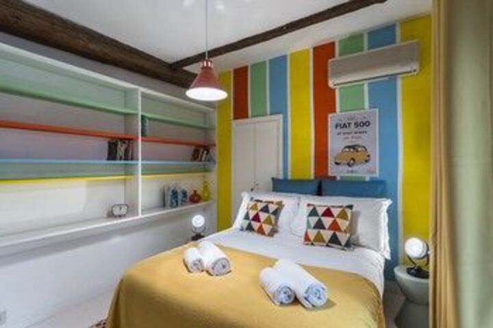 Room 40 of 122