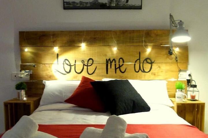 Room 1 of 14