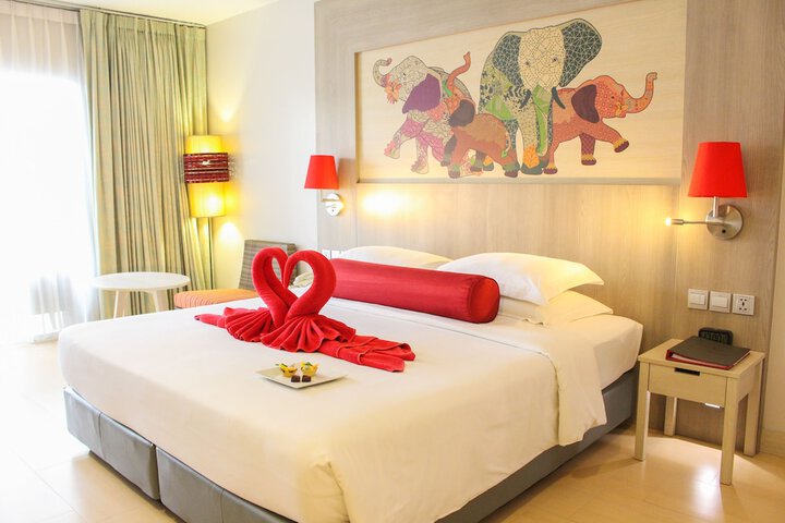 Room 45 of 220