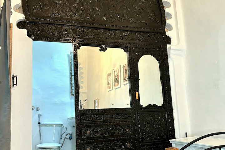 Room 7 of 48