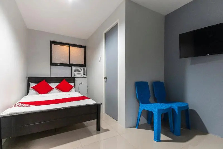 Room 3 of 9