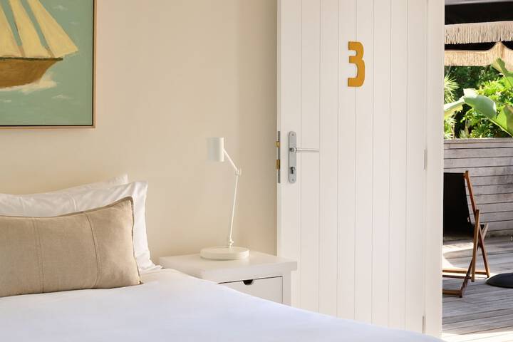 Room 19 of 47