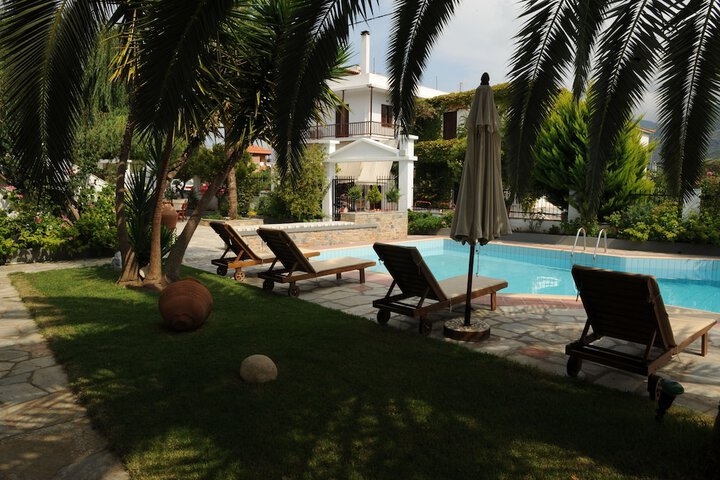 Pool 36 of 47