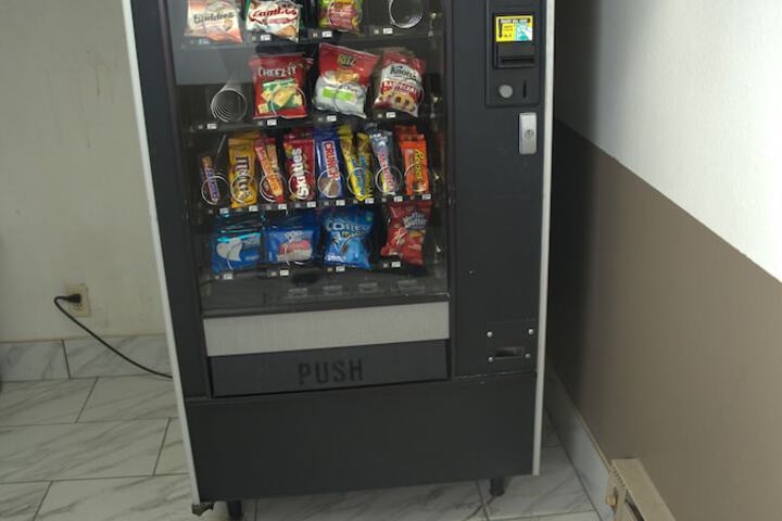 Vending machine