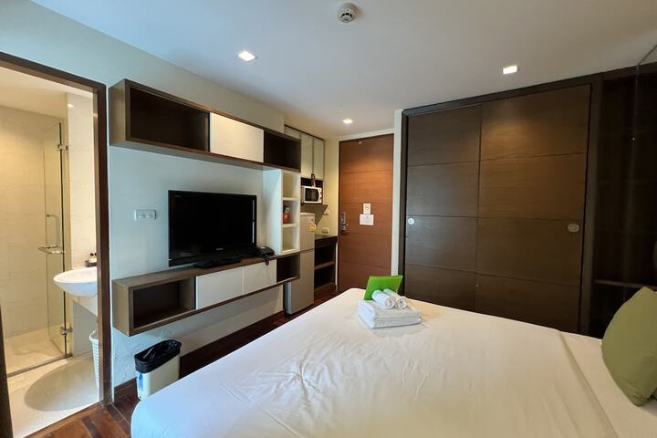 Room 15 of 62