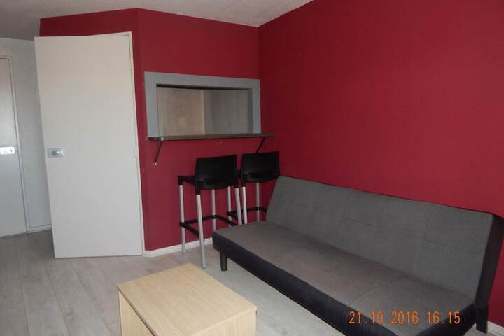 Room 5 of 24