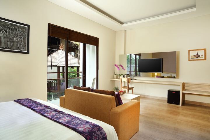 Room 6 of 45