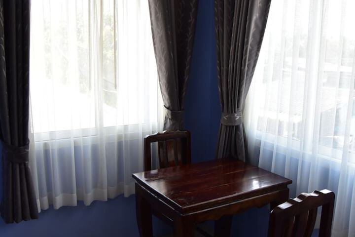Room 12 of 39