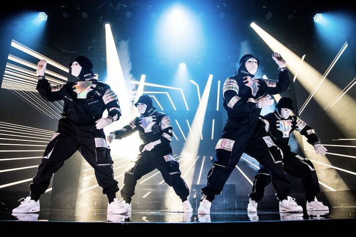 Entertainment 74 of 98