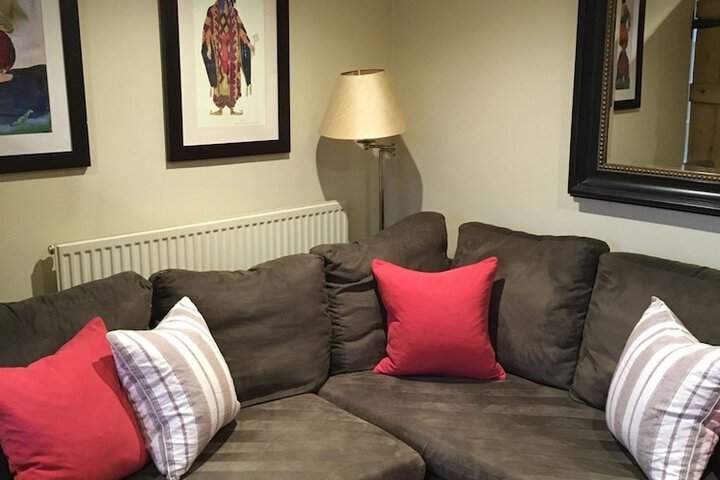 Room 50 of 94