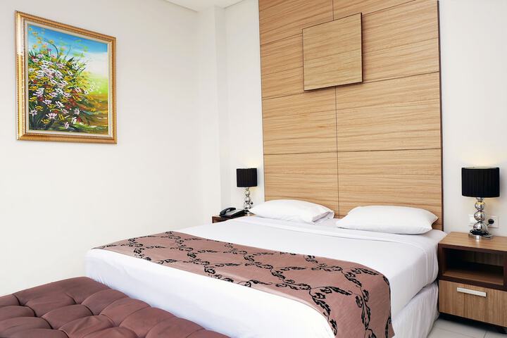 Room 14 of 27