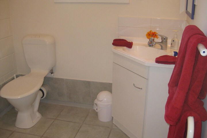 Room 10 of 29