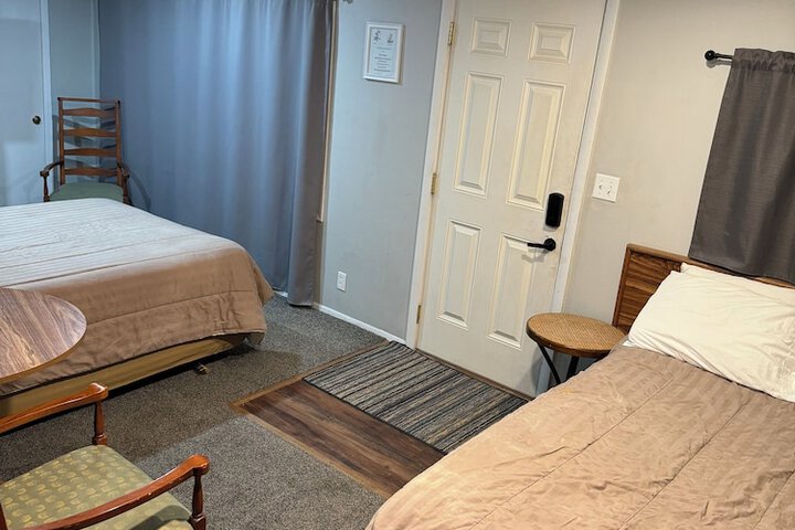Room 2 of 12