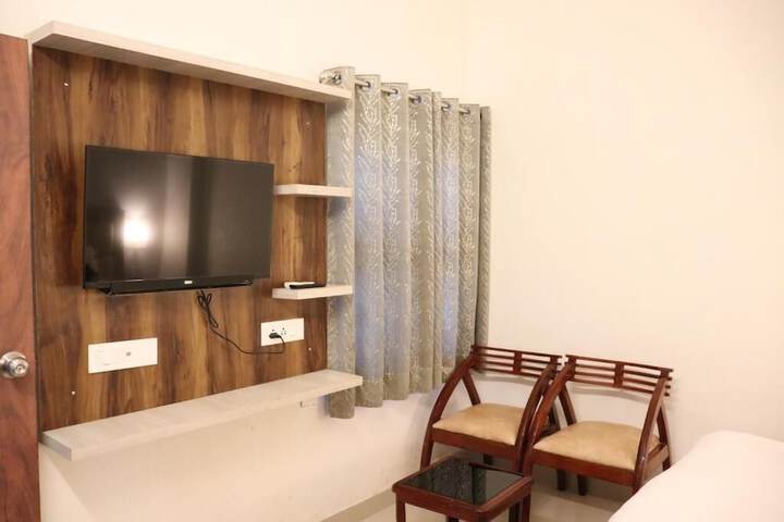 Room 33 of 54
