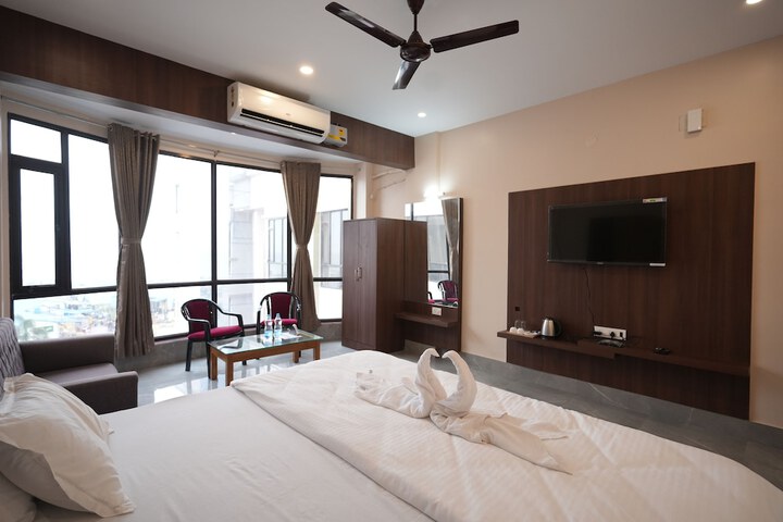 Room 6 of 22