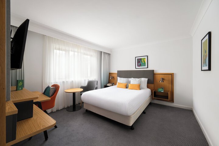 Room 43 of 134