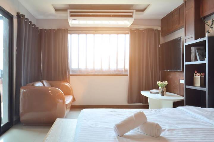 Room 28 of 42