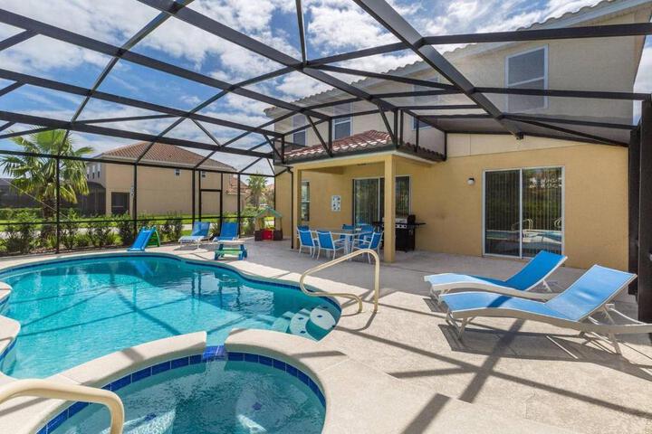 Photo of 4336 Six bed House Water Park Solterra Resort 15 Min from Disney