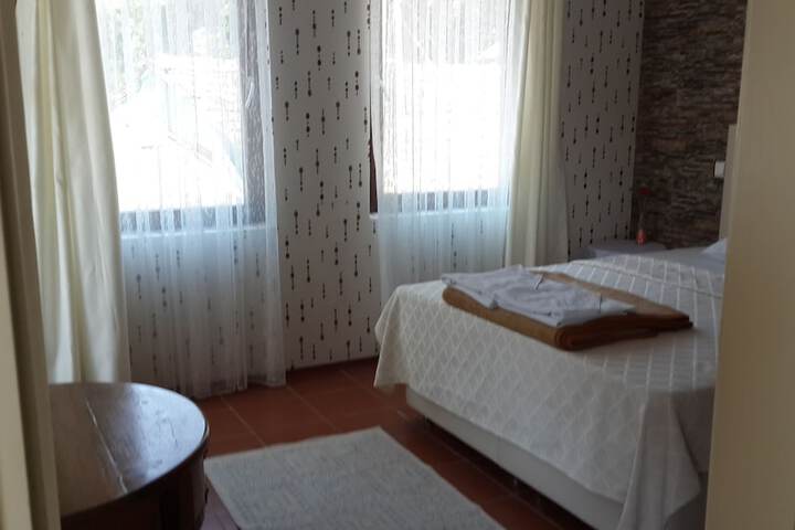 Room 10 of 64