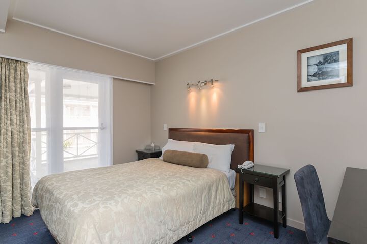 Room 9 of 45