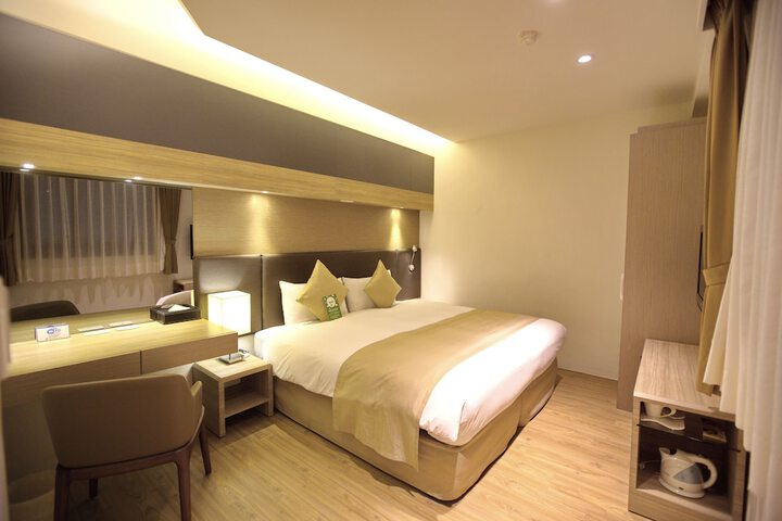 Room 21 of 55