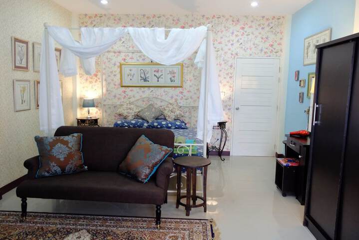 Room 3 of 58